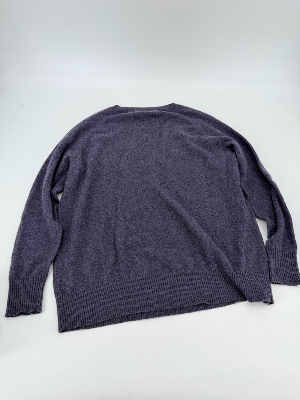 360 Cashmere Purple V Neck Sweater Oversized Small - Picture 3 of 5